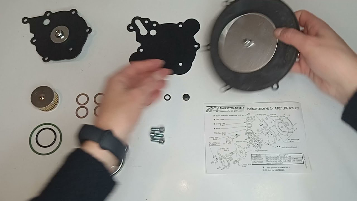Ремкомплект редуктора Tomasetto AT, AT07, пропан бутан полный комплект с тосольной мембраной